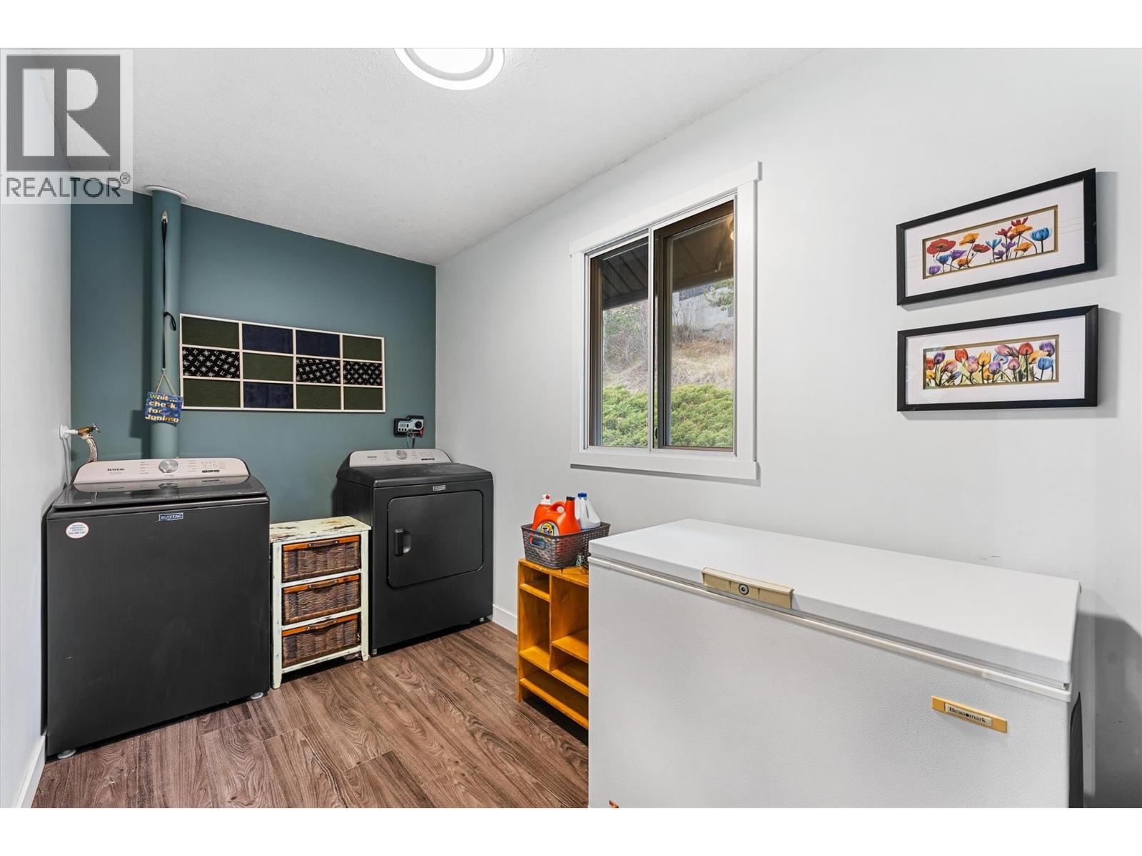 1642 Griffiths Place