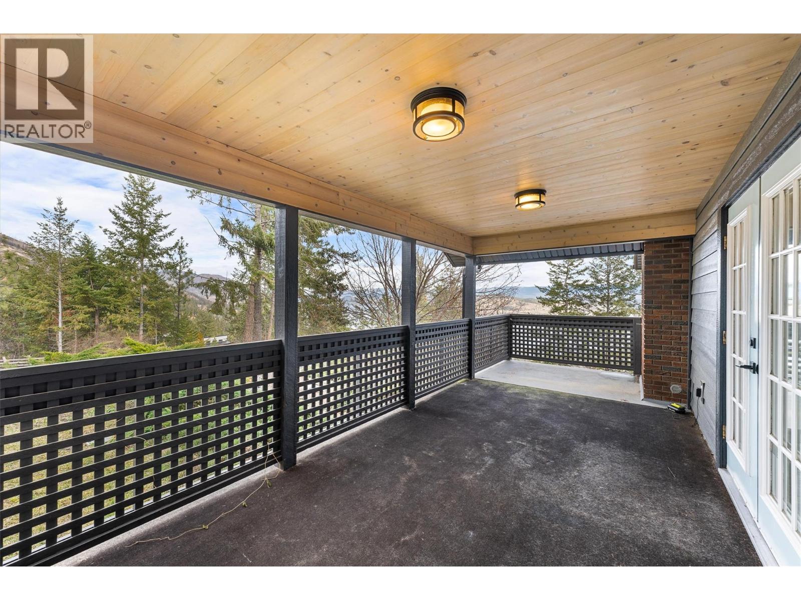1642 Griffiths Place