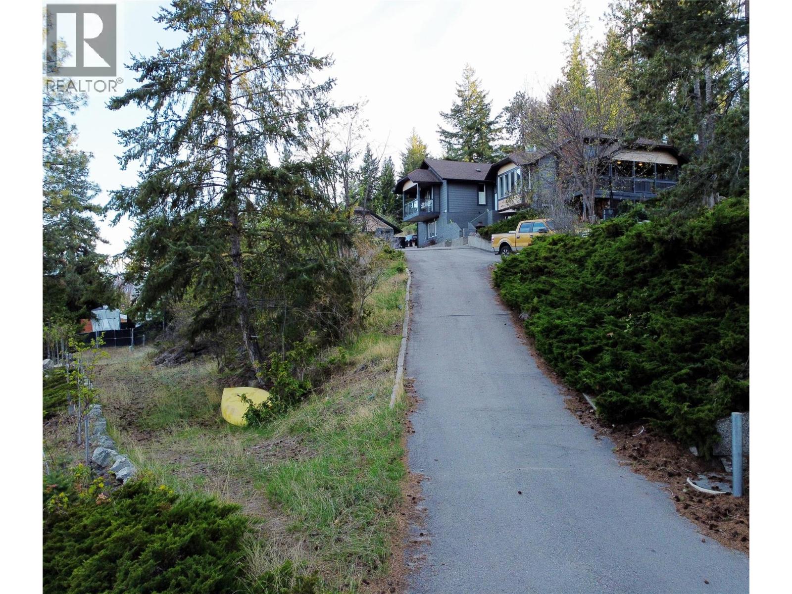 1642 Griffiths Place