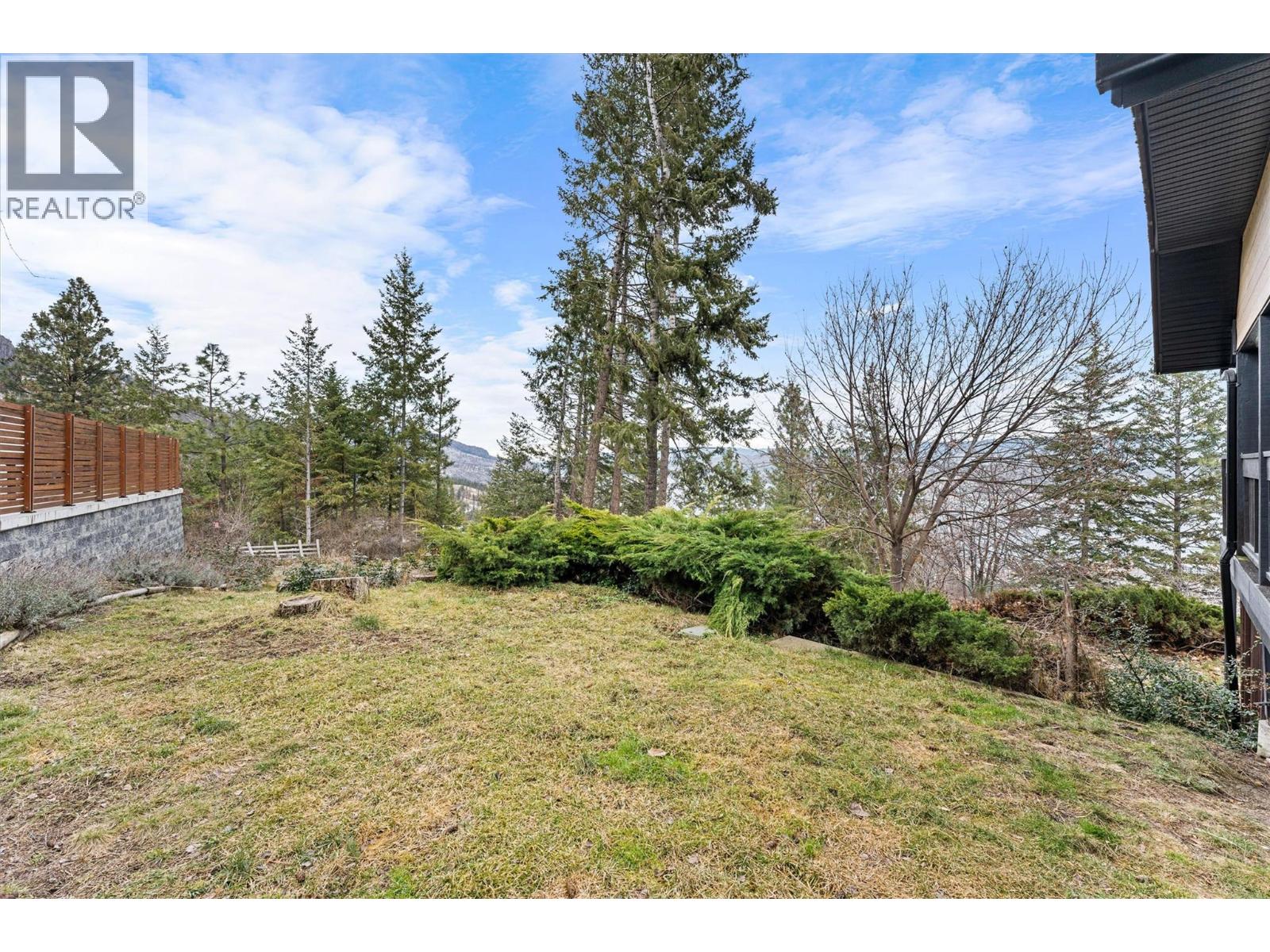 1642 Griffiths Place