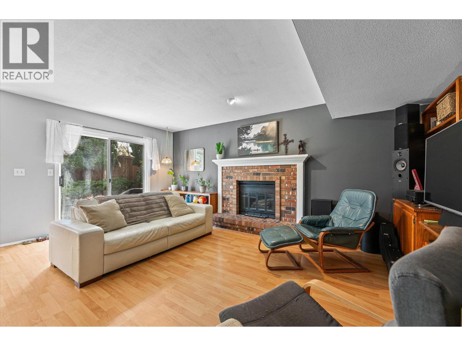 1170 Wintergreen Crescent