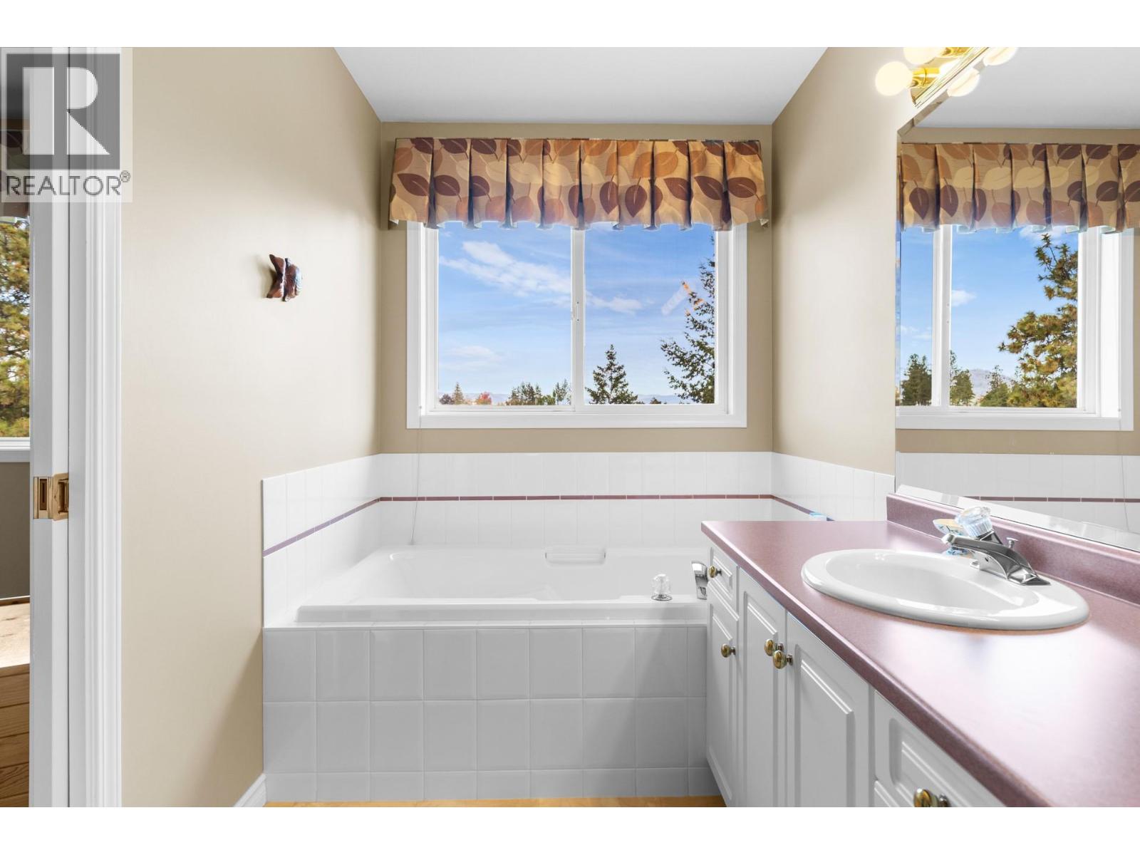 3849 Glen Canyon Drive