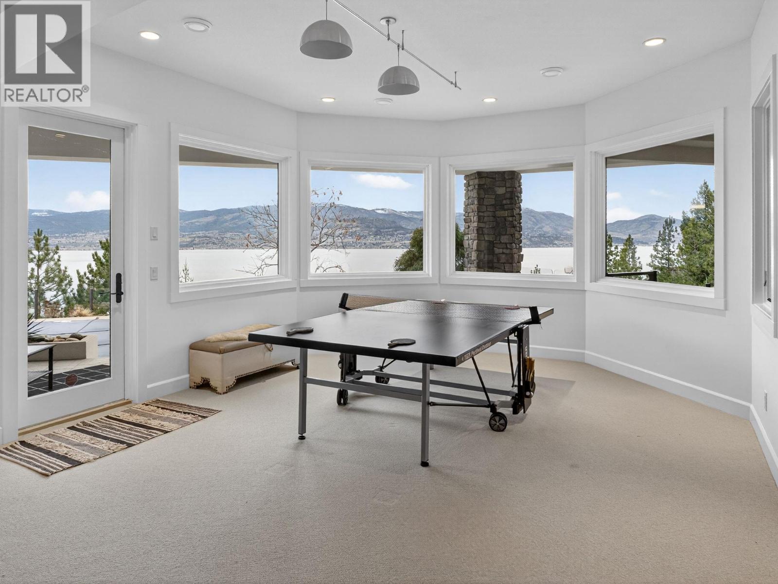 390 Okaview Road