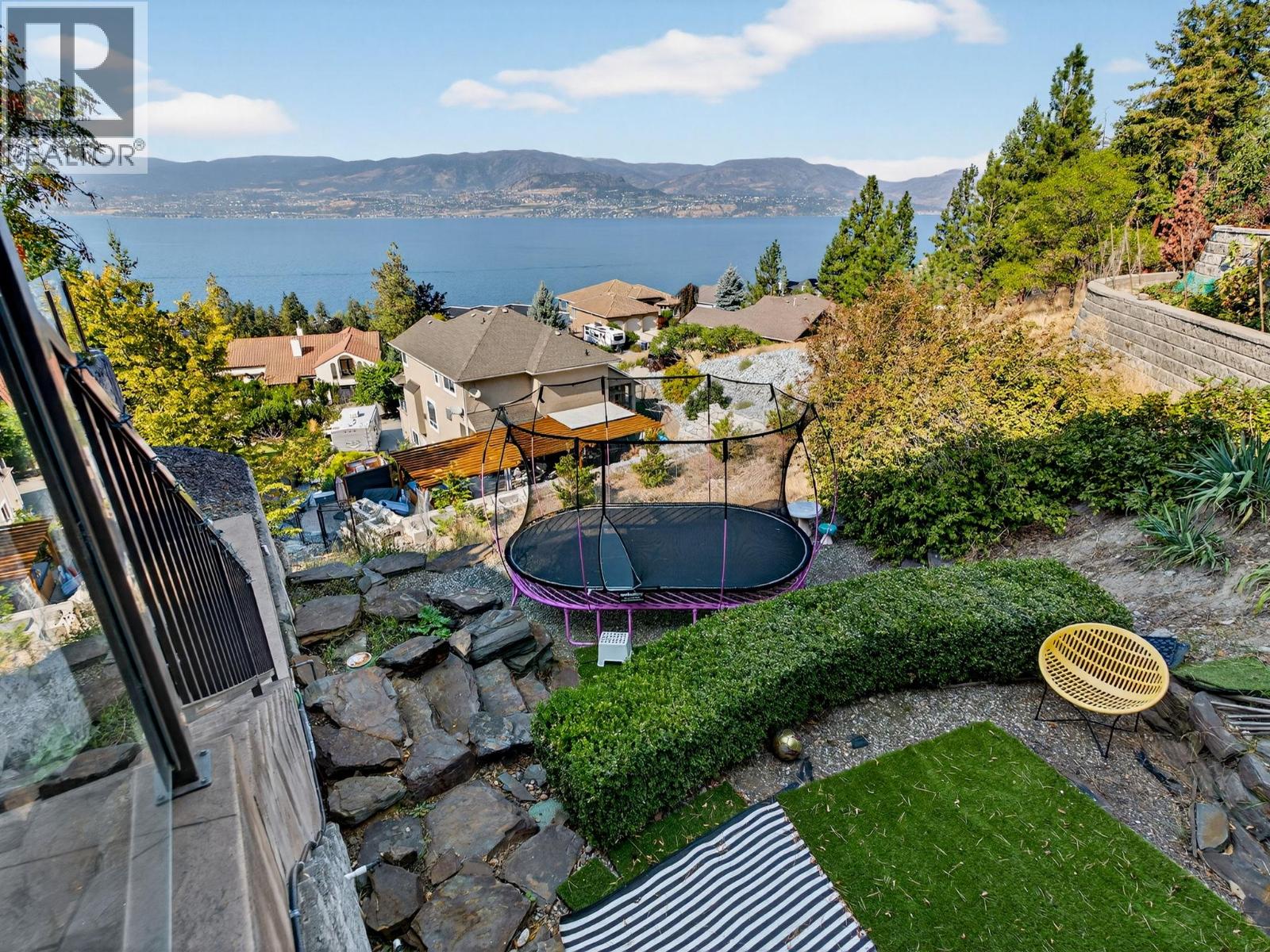 390 Okaview Road