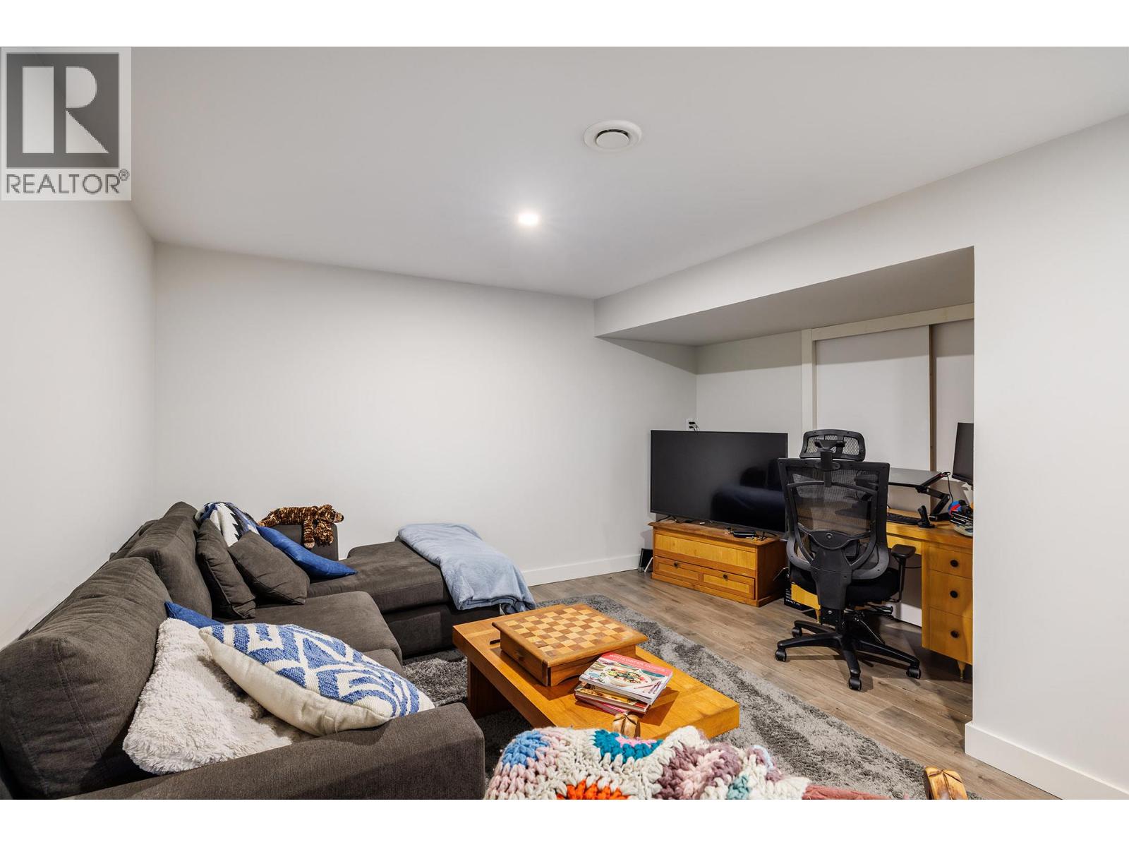 1259 Rio Drive