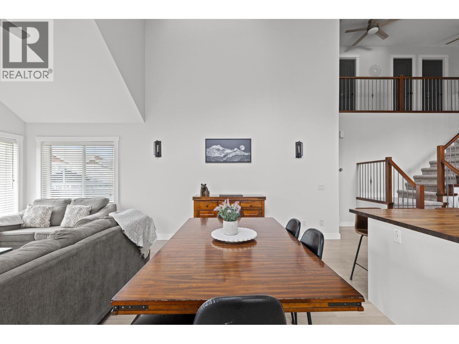 2079 Shelby Crescent