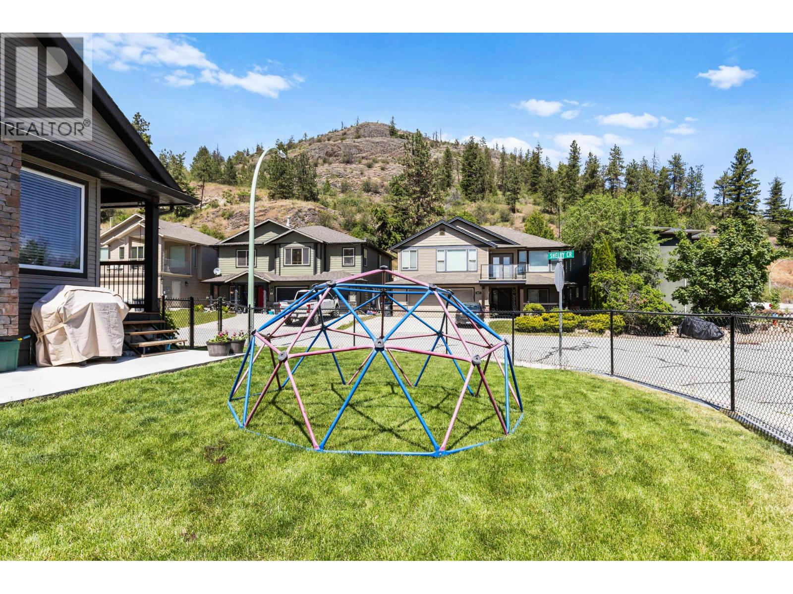 2079 Shelby Crescent