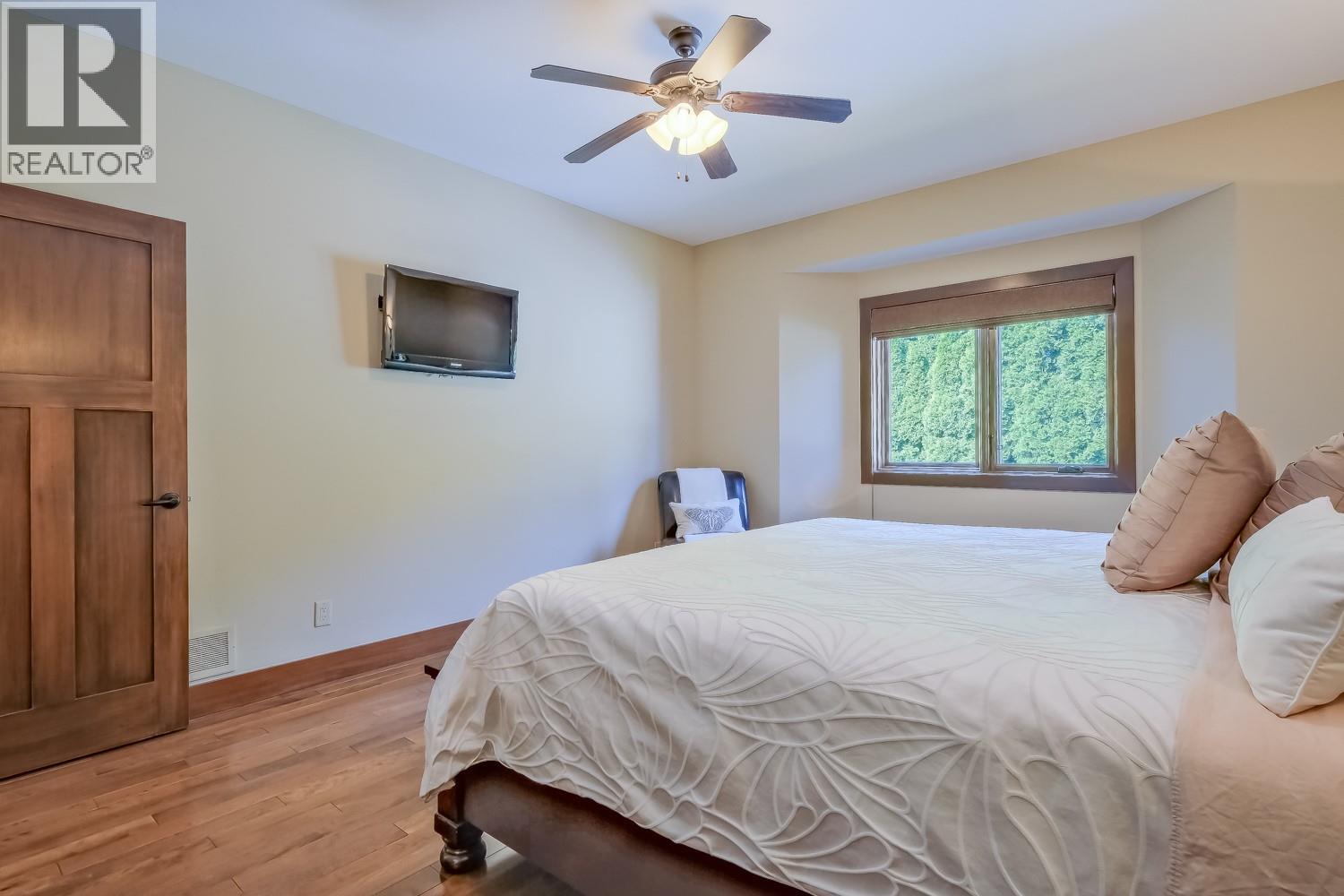 4450 Gordon Drive Unit# 137
