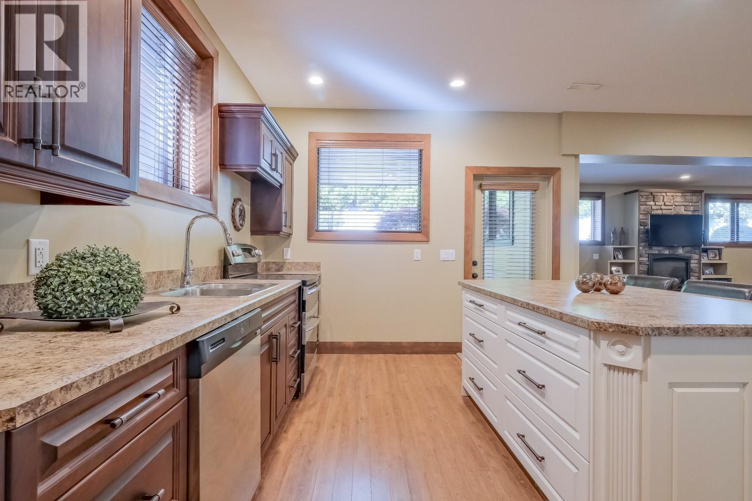 4450 Gordon Drive Unit# 137