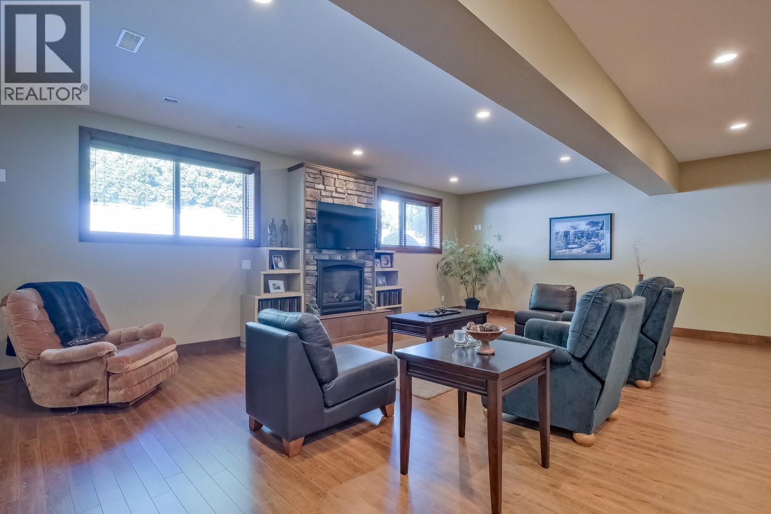 4450 Gordon Drive Unit# 137