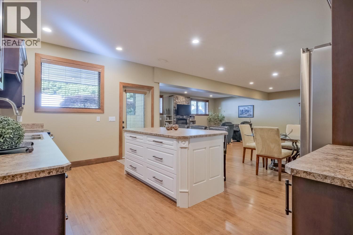4450 Gordon Drive Unit# 137