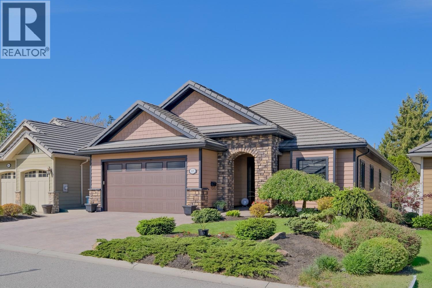 4450 Gordon Drive Unit# 137