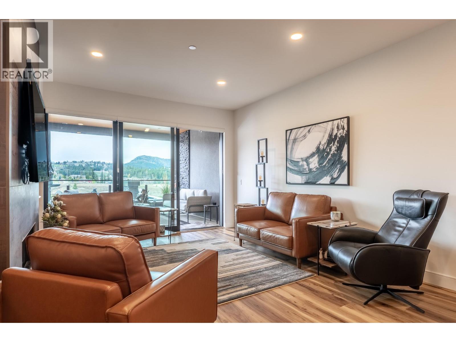 3000 Ariva Drive Unit# 3207