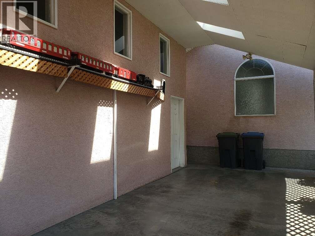 1980 Ethel Street