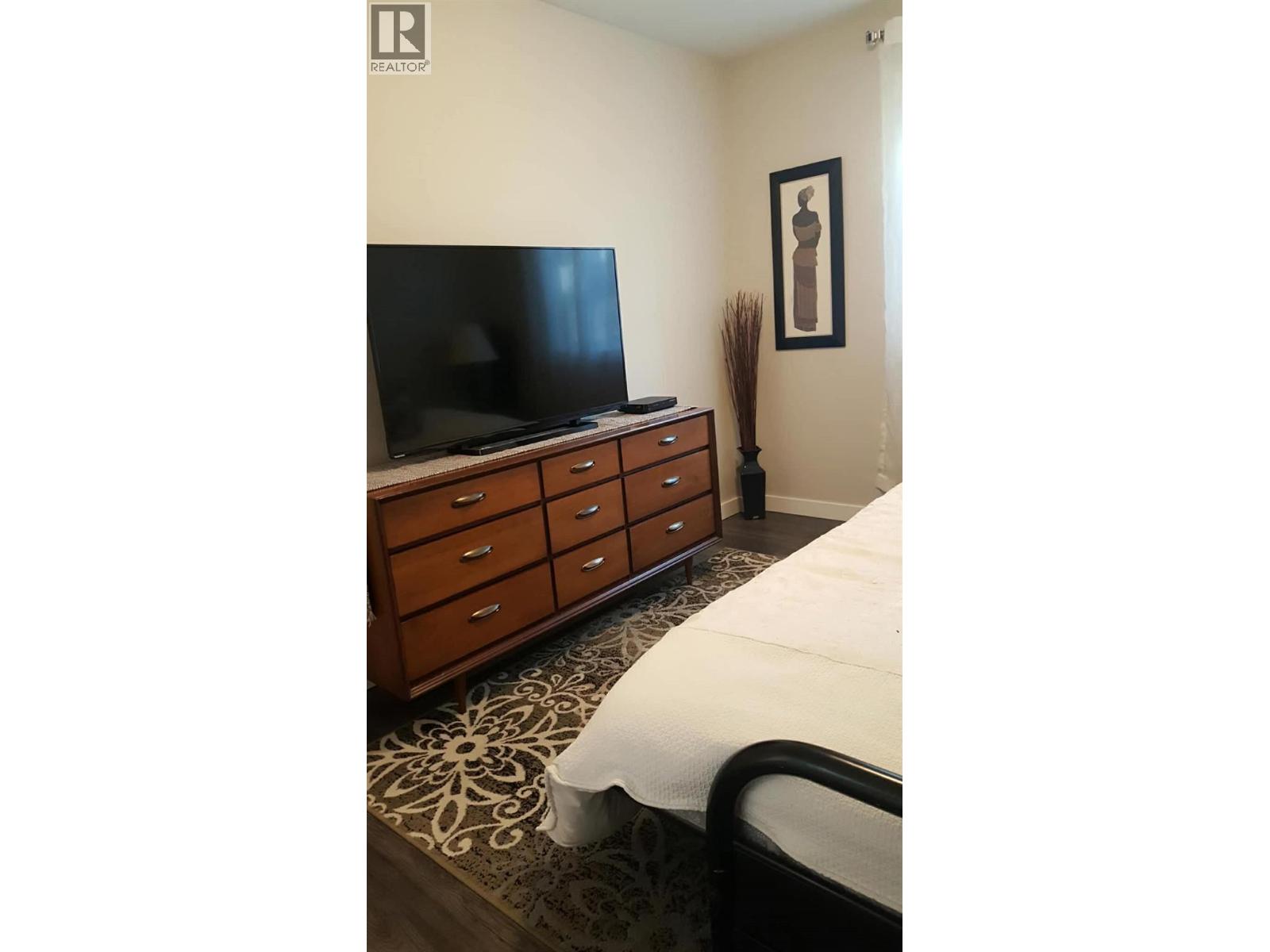 3842 Gordon Drive Unit# 112