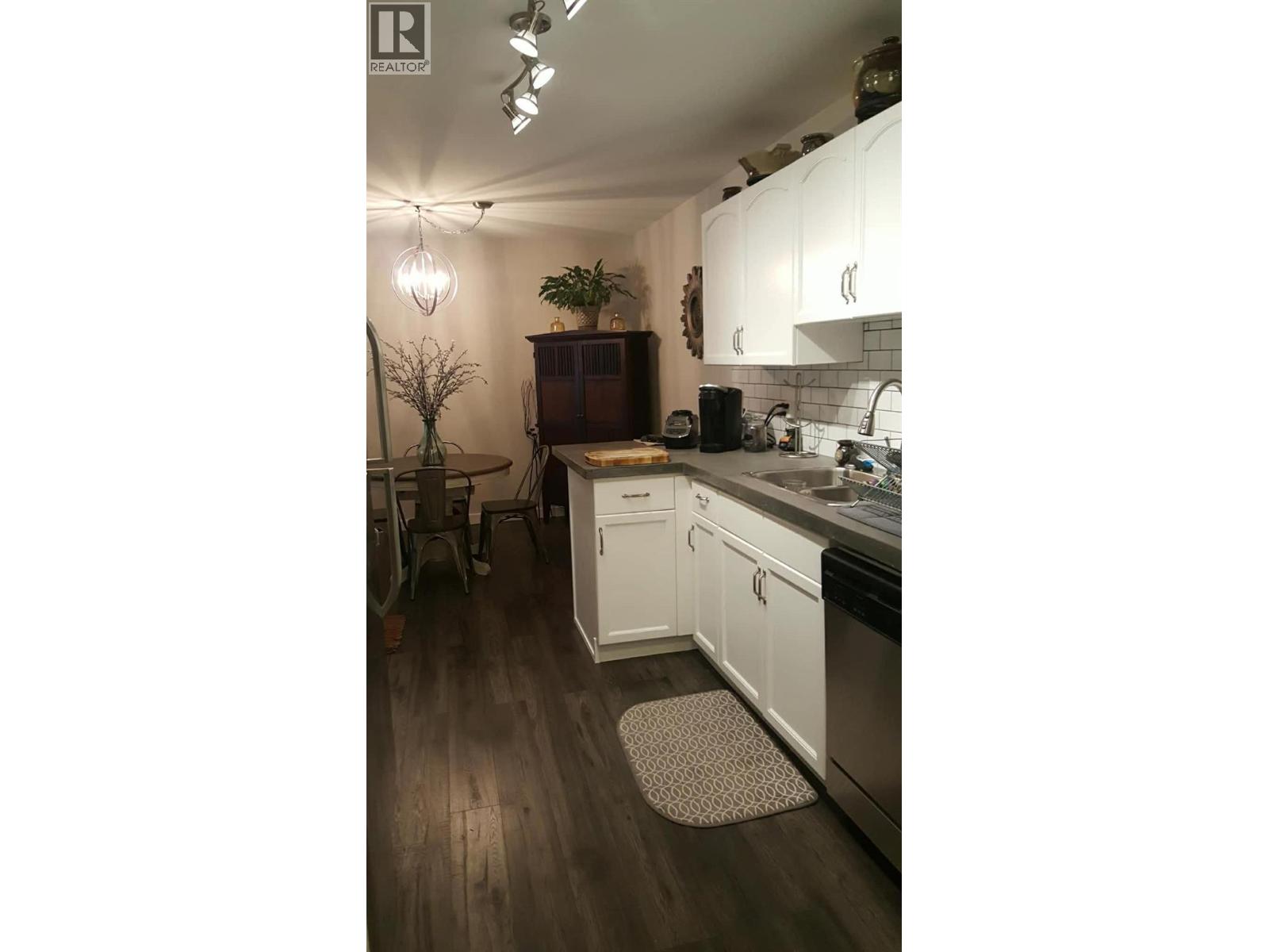 3842 Gordon Drive Unit# 112