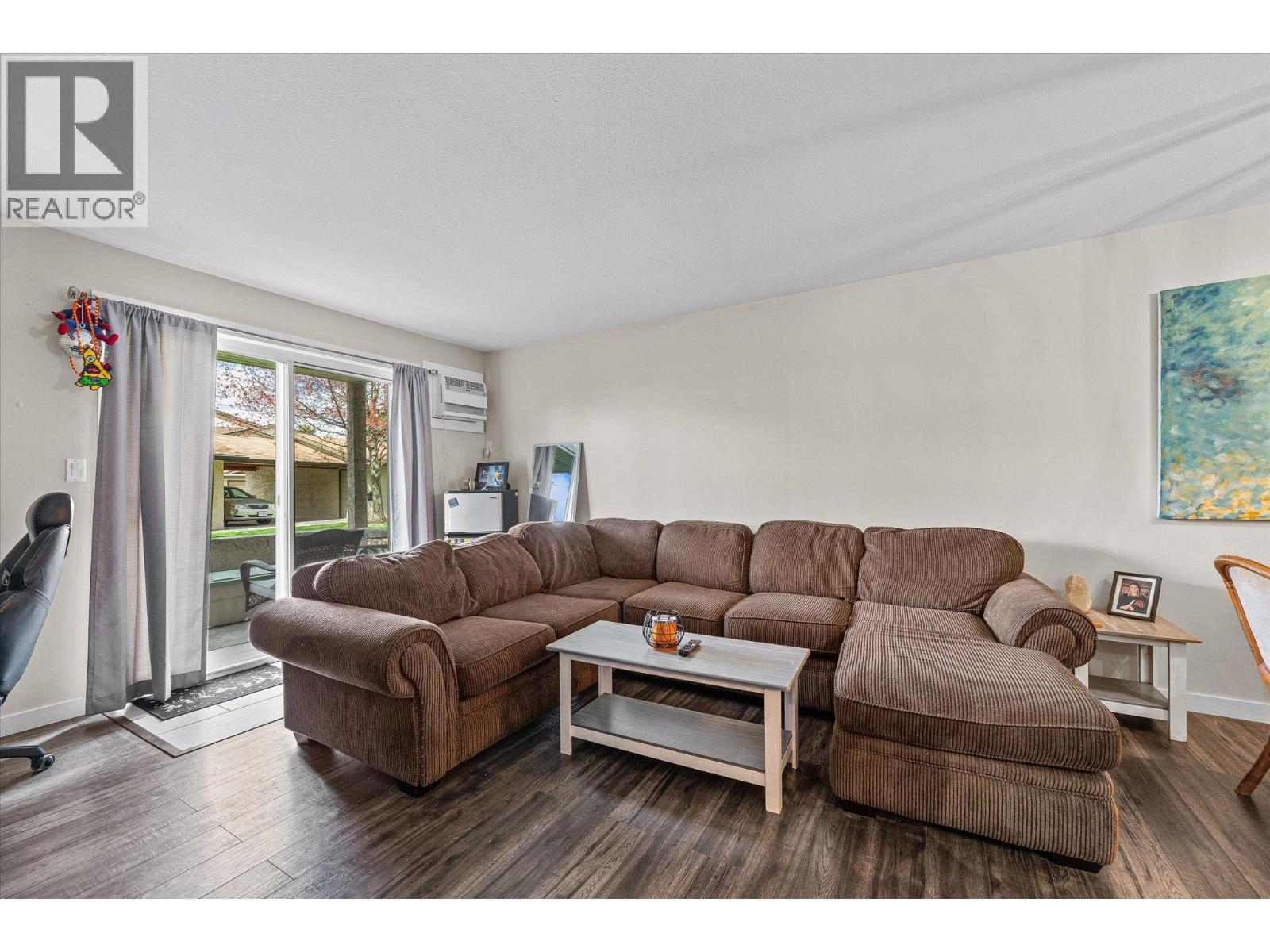 3842 Gordon Drive Unit# 112
