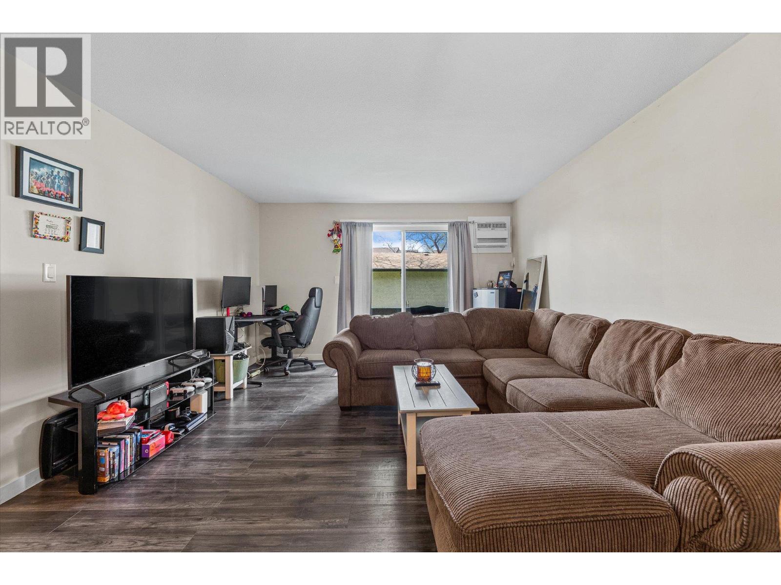 3842 Gordon Drive Unit# 112