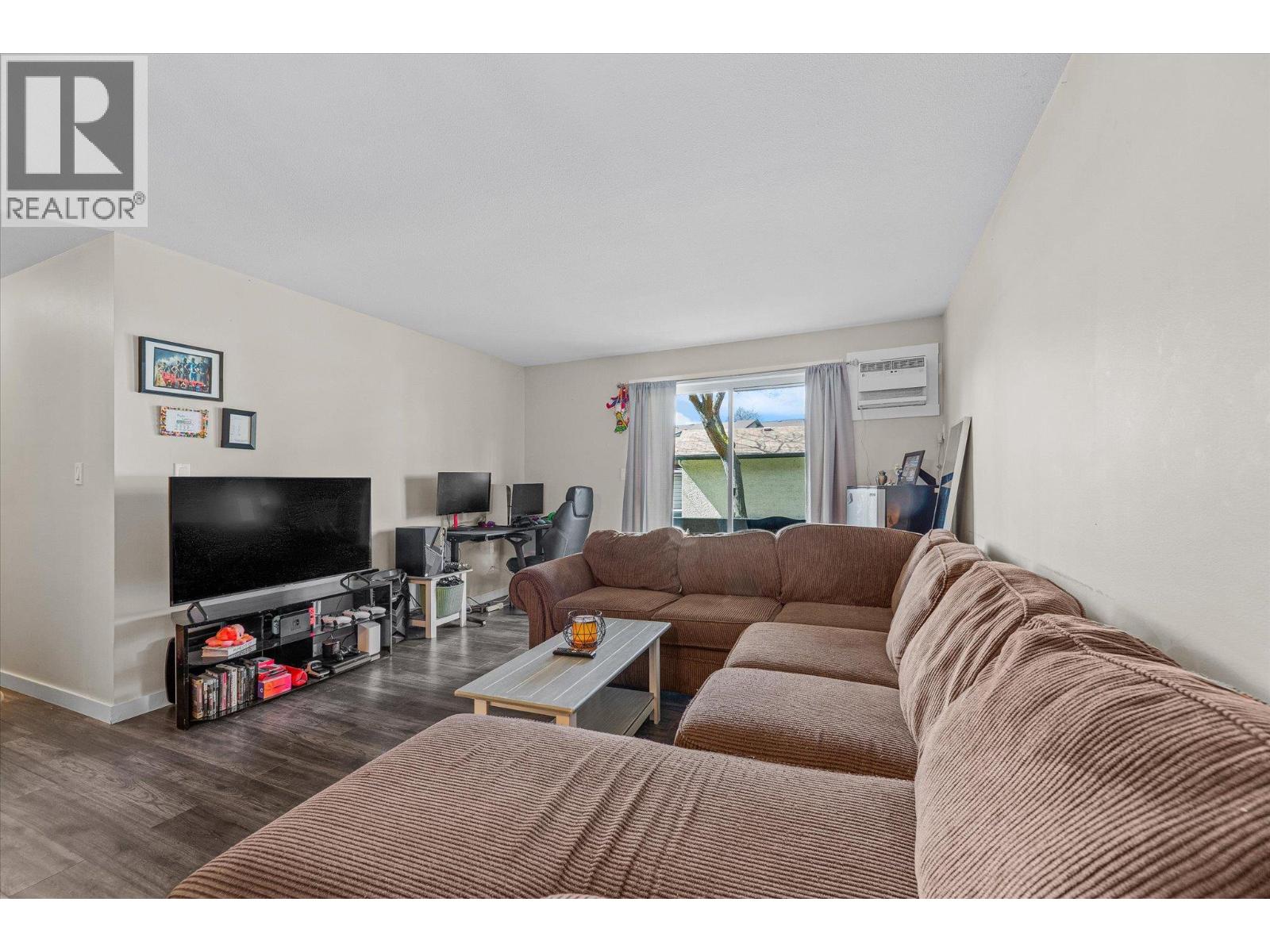 3842 Gordon Drive Unit# 112