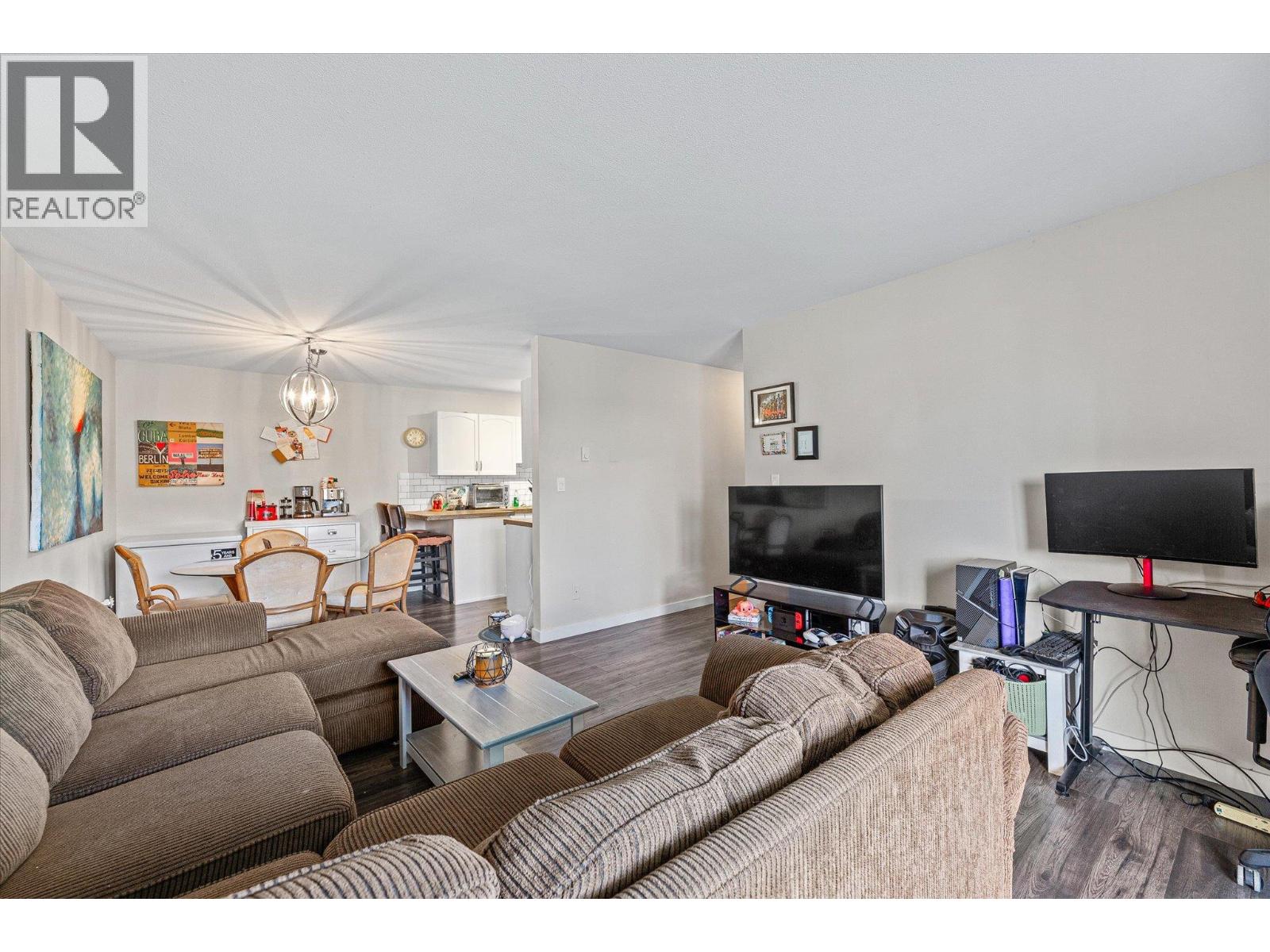 3842 Gordon Drive Unit# 112