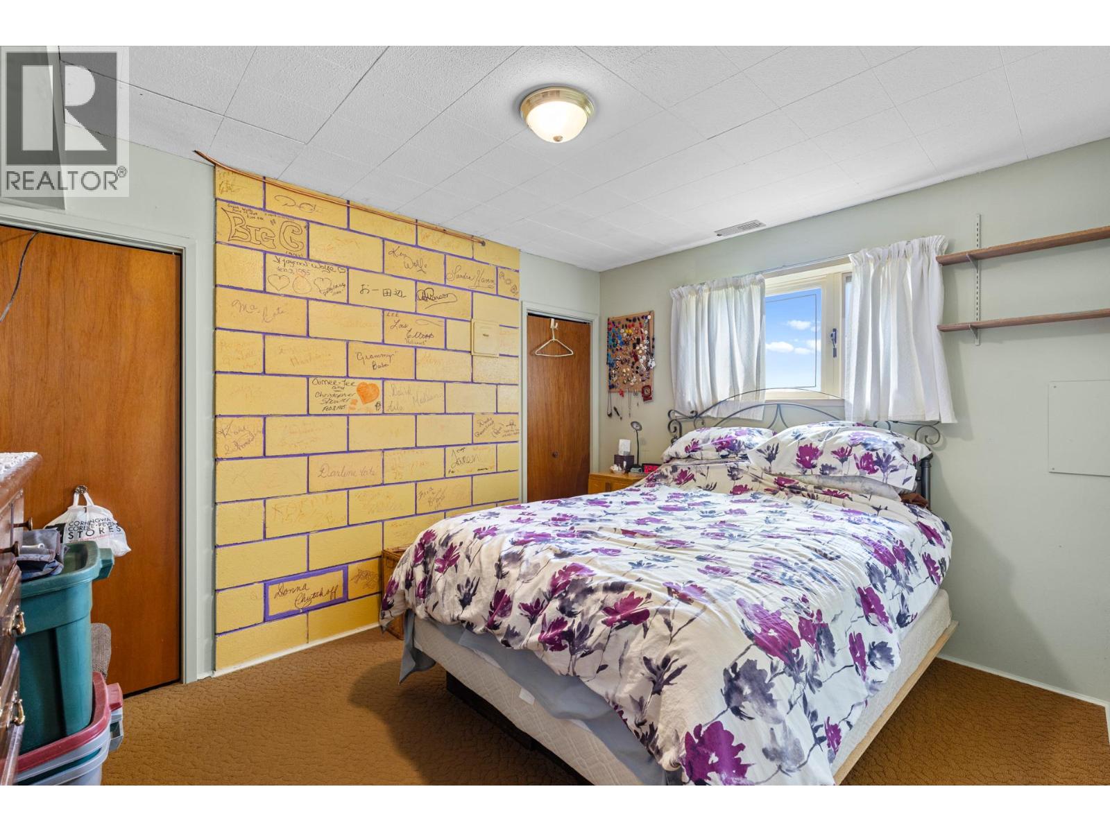 350 Clarissa Road