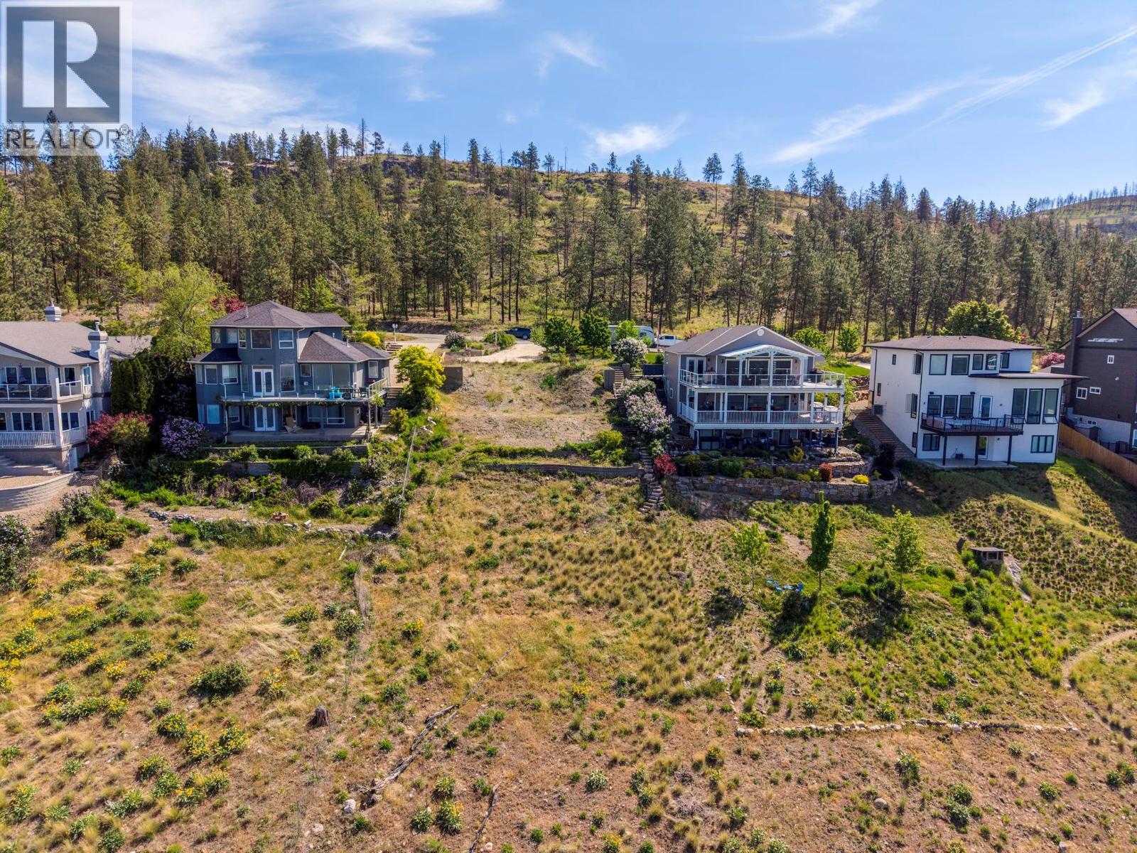 10386 Nighthawk Road