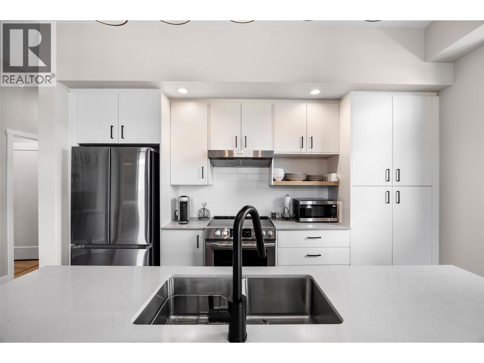 660 Cawston Avenue Unit# 610