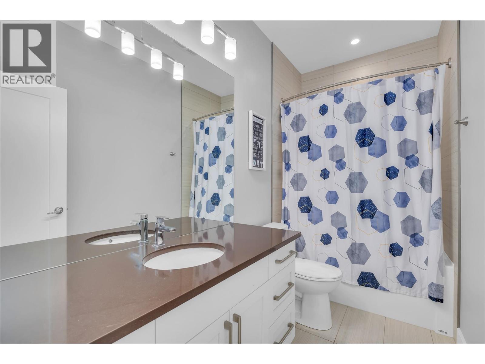 1823 Diamond View Drive