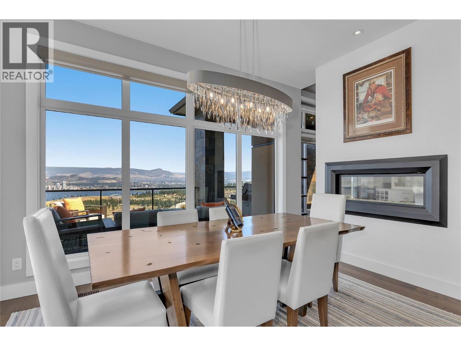 1823 Diamond View Drive