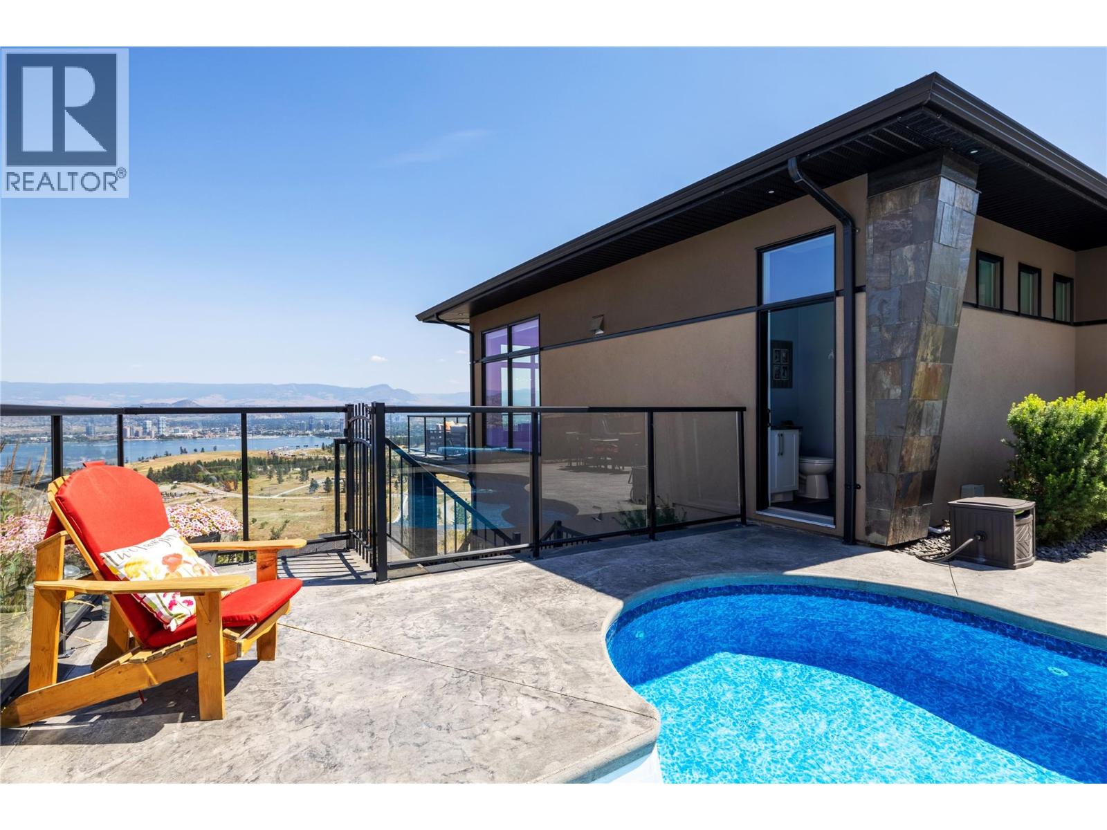 1823 Diamond View Drive