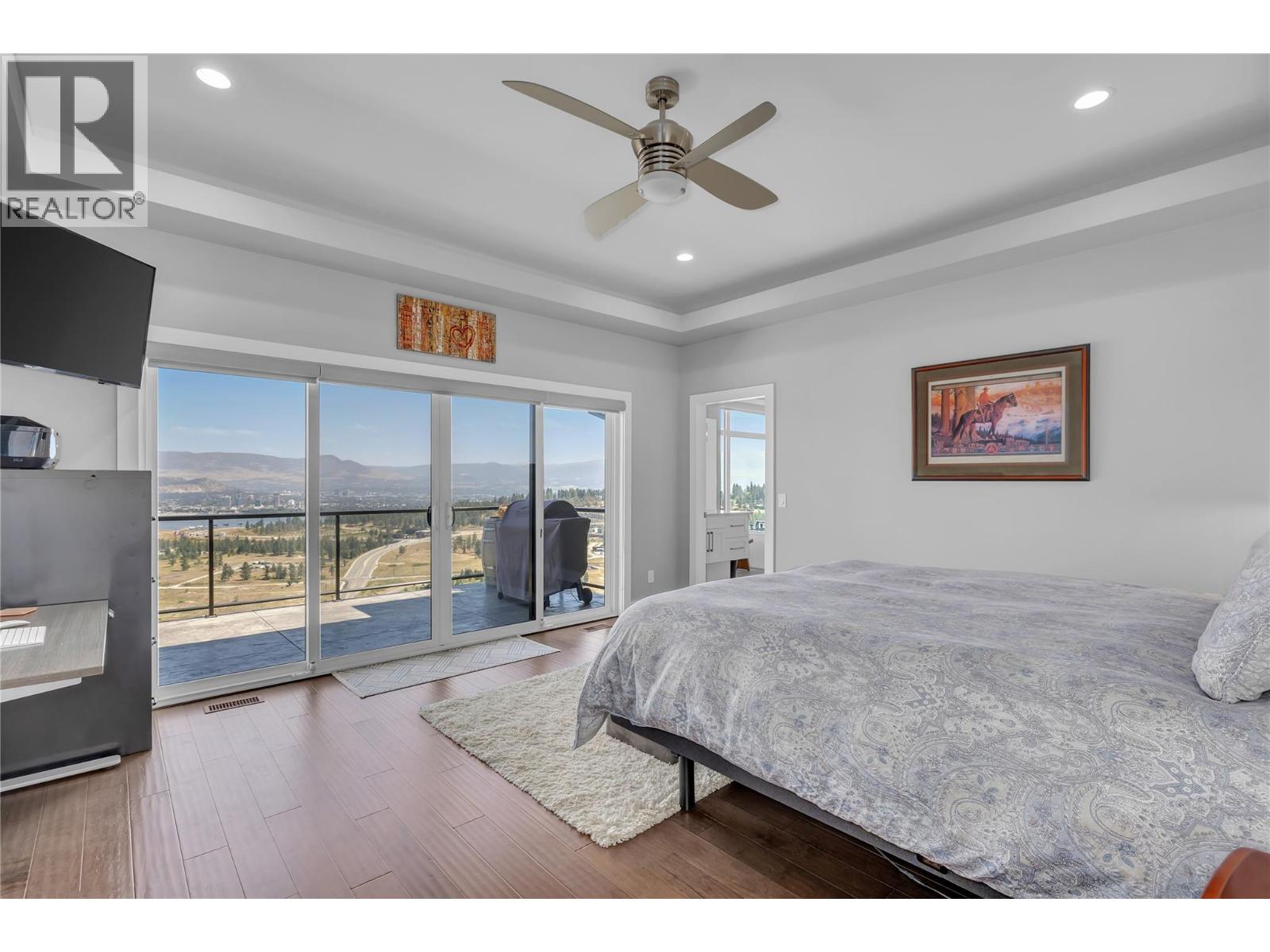 1823 Diamond View Drive