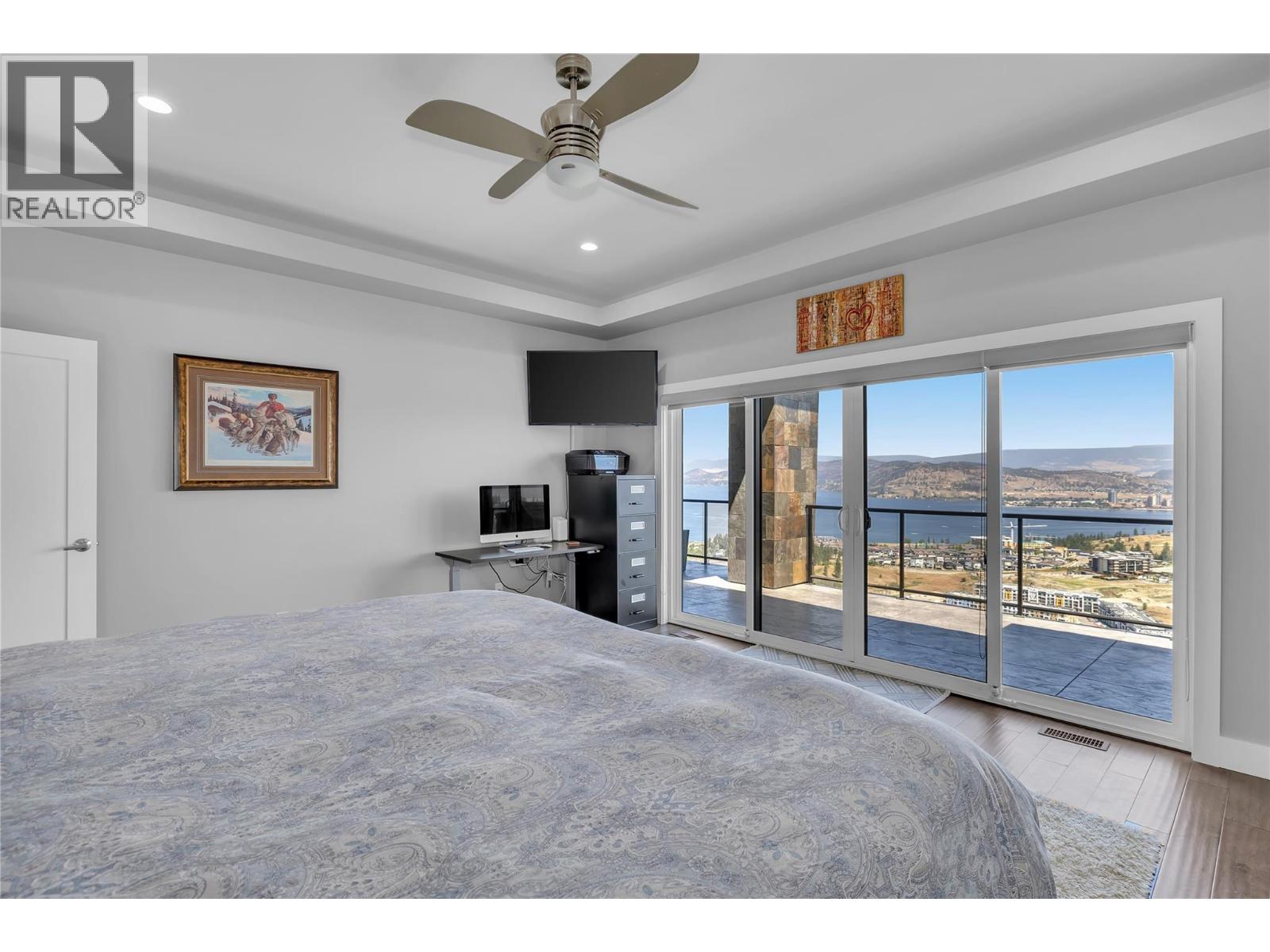 1823 Diamond View Drive