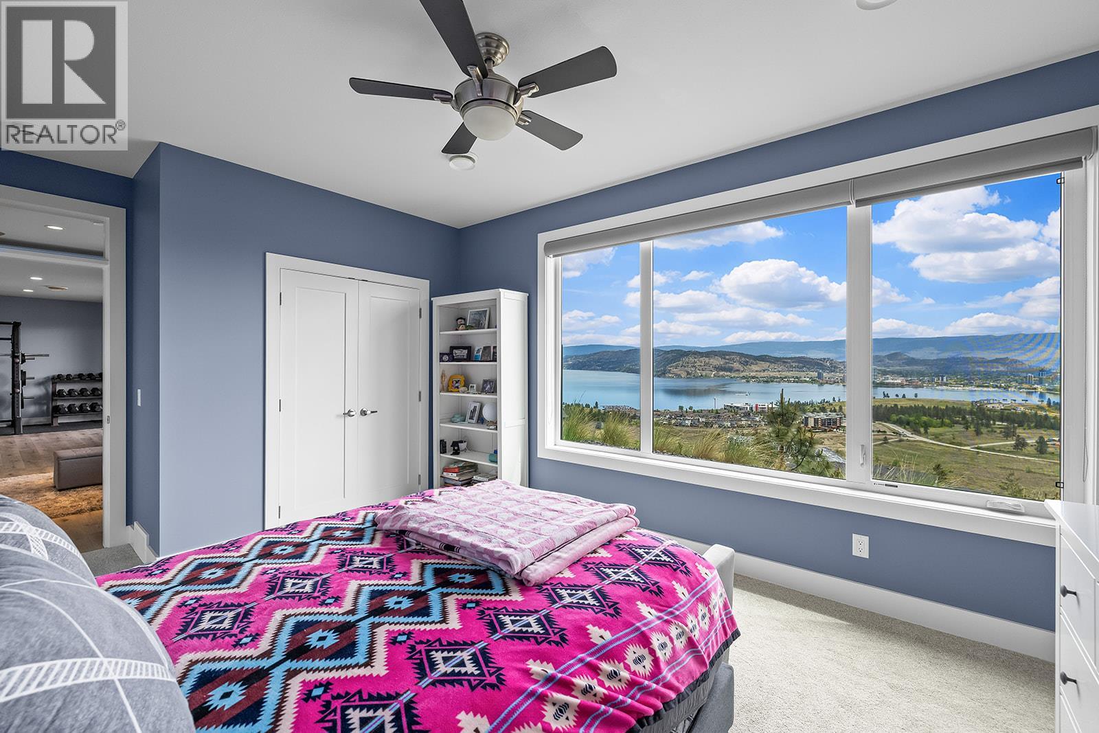 1823 Diamond View Drive