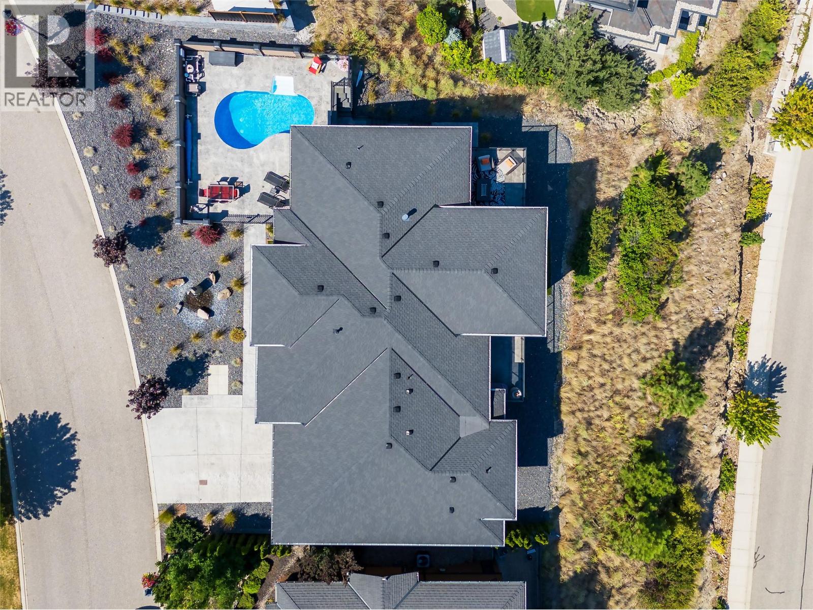 1823 Diamond View Drive