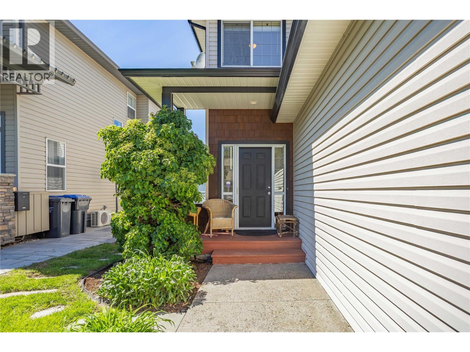 614 SOUTH CREST Drive