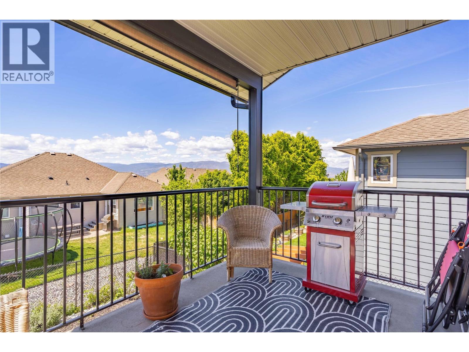 614 SOUTH CREST Drive