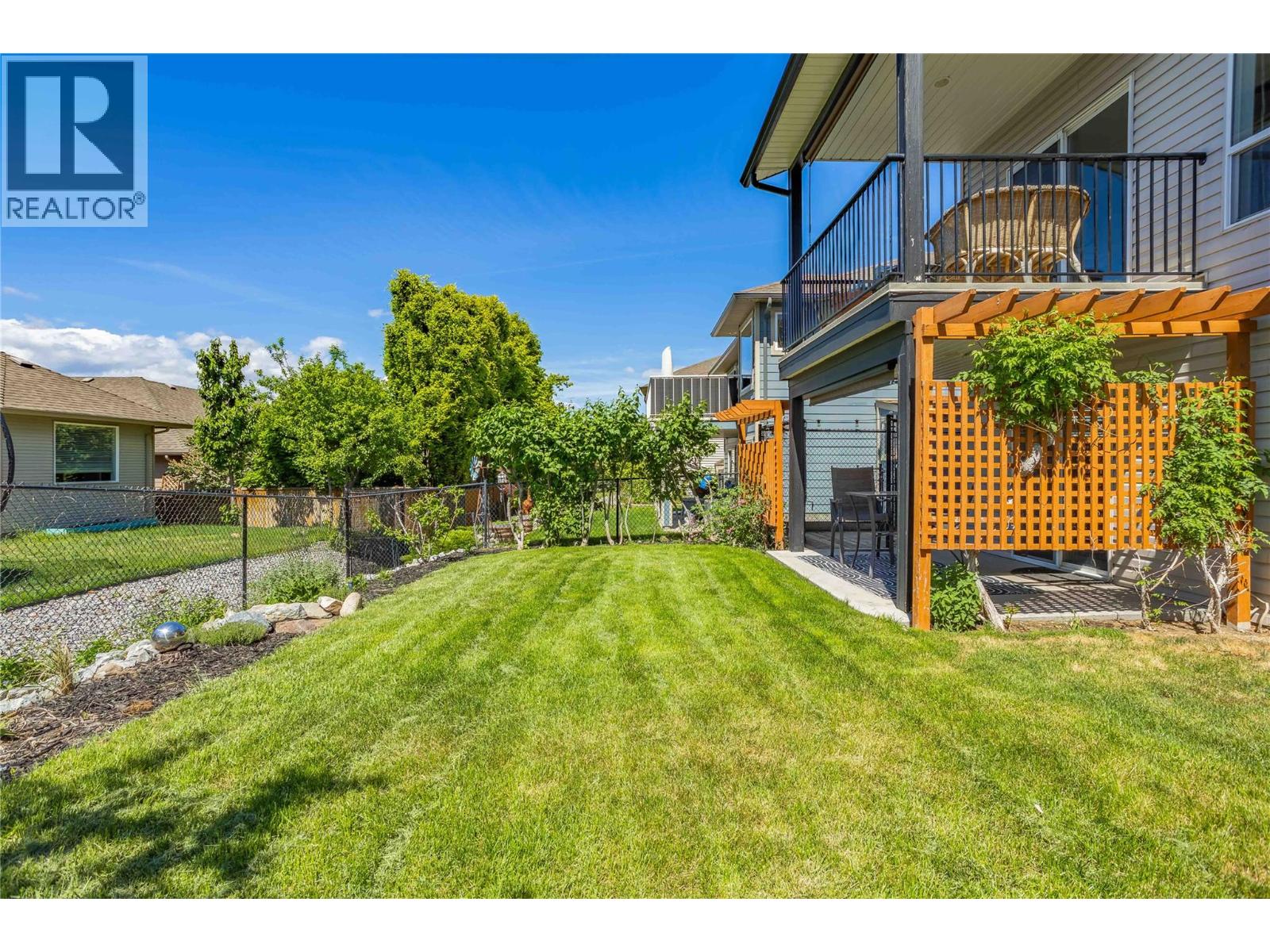 614 SOUTH CREST Drive