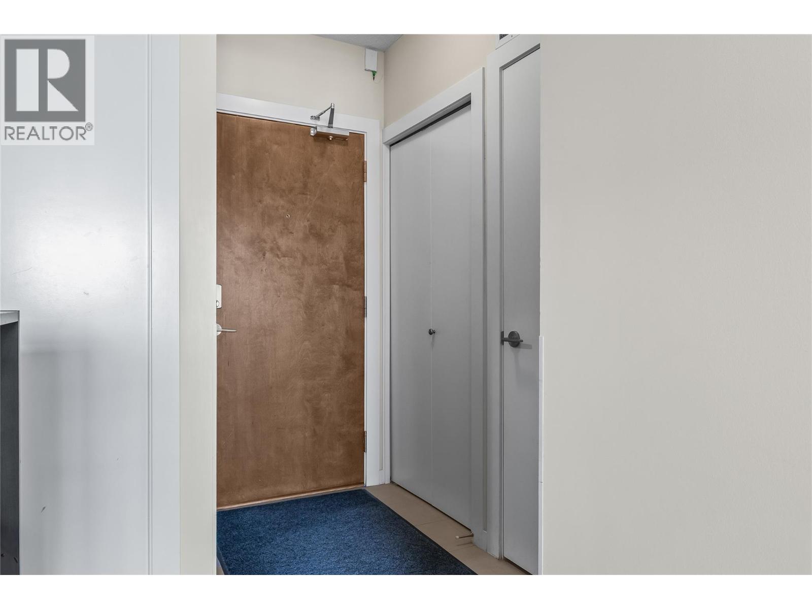 1075 Sunset Drive Unit# 1904