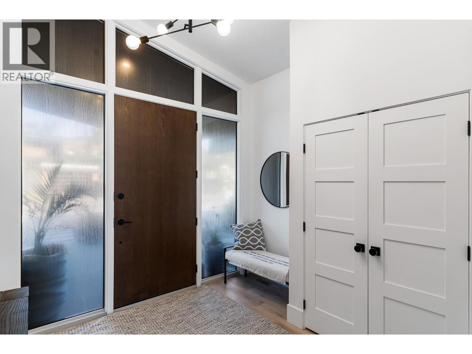 10258 Beacon Hill Drive