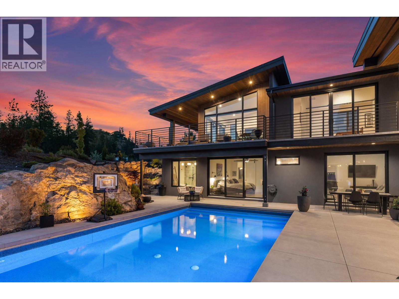 10258 Beacon Hill Drive