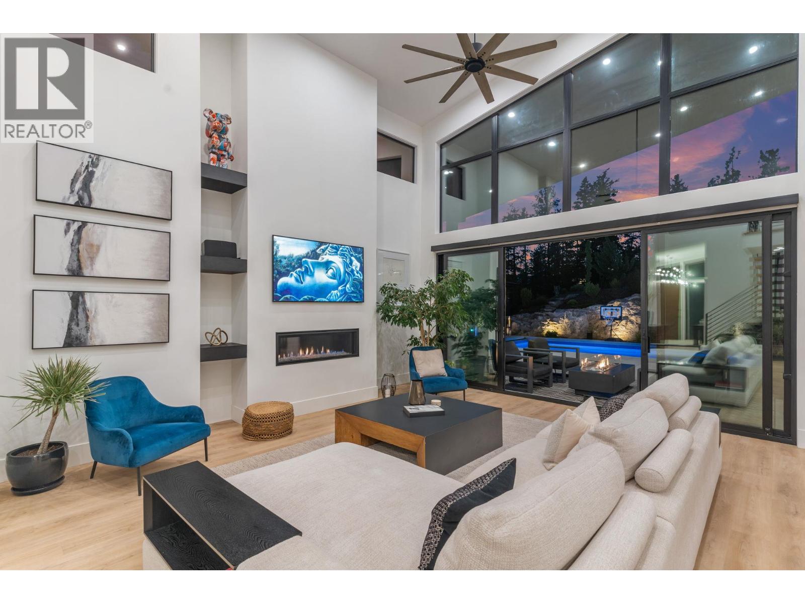 10258 Beacon Hill Drive