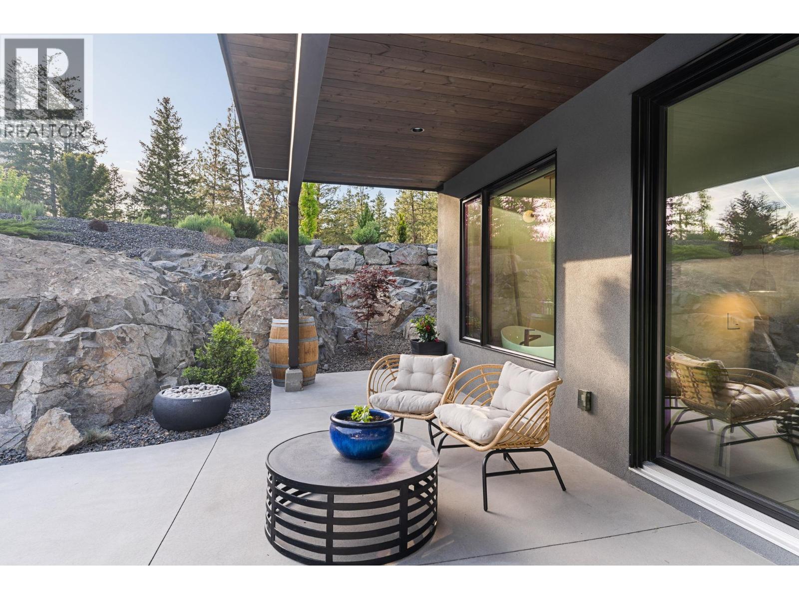 10258 Beacon Hill Drive