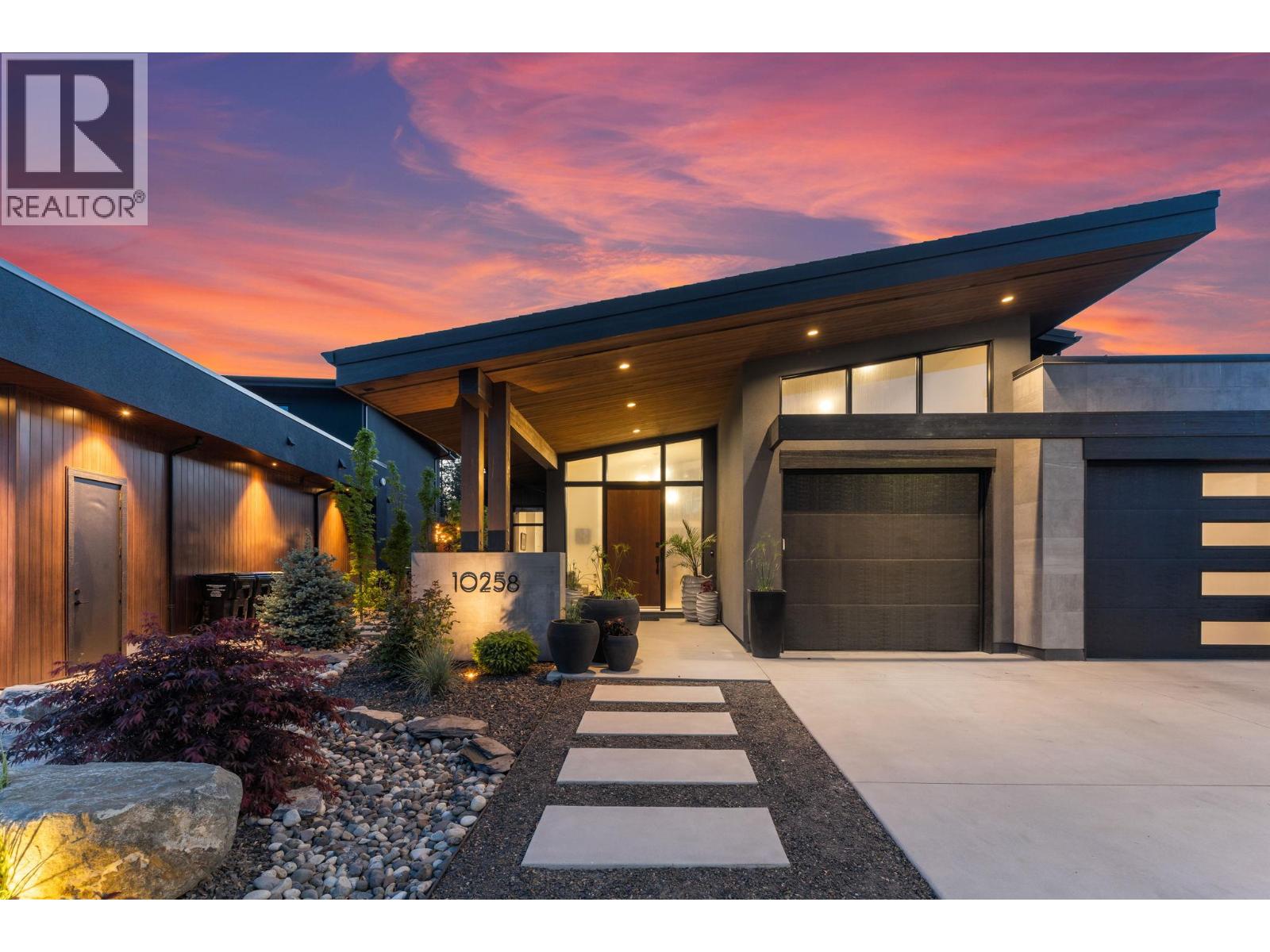 10258 Beacon Hill Drive