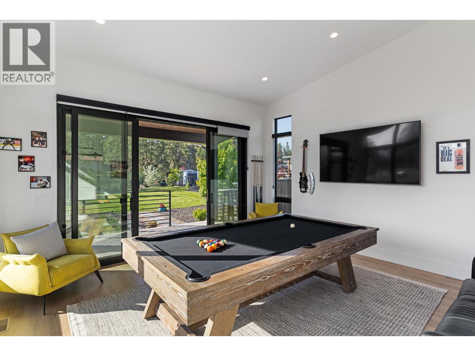 10258 Beacon Hill Drive