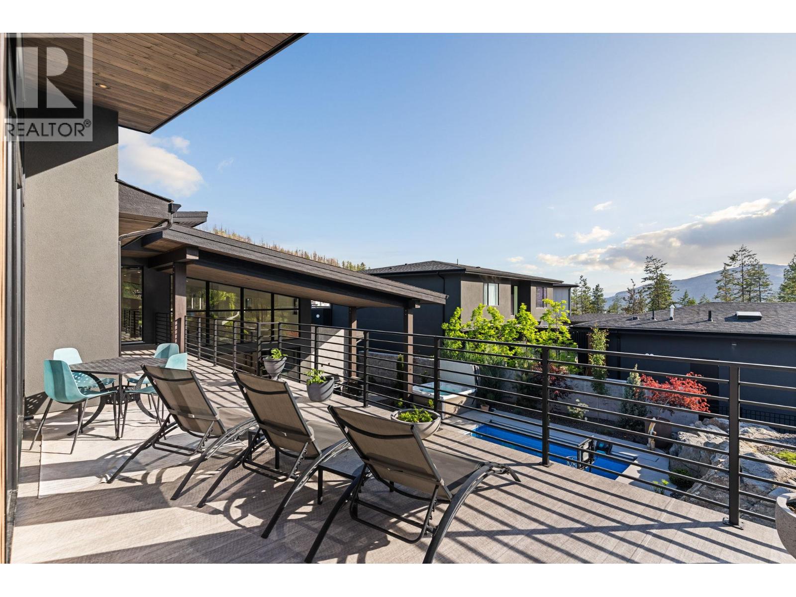 10258 Beacon Hill Drive