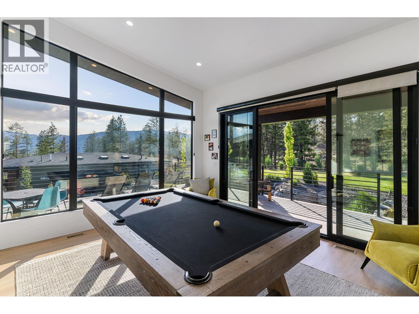 10258 Beacon Hill Drive