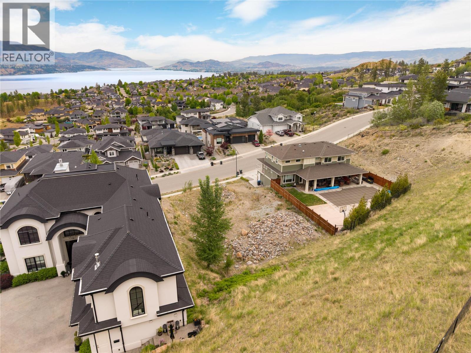 5677 Mountainside Drive