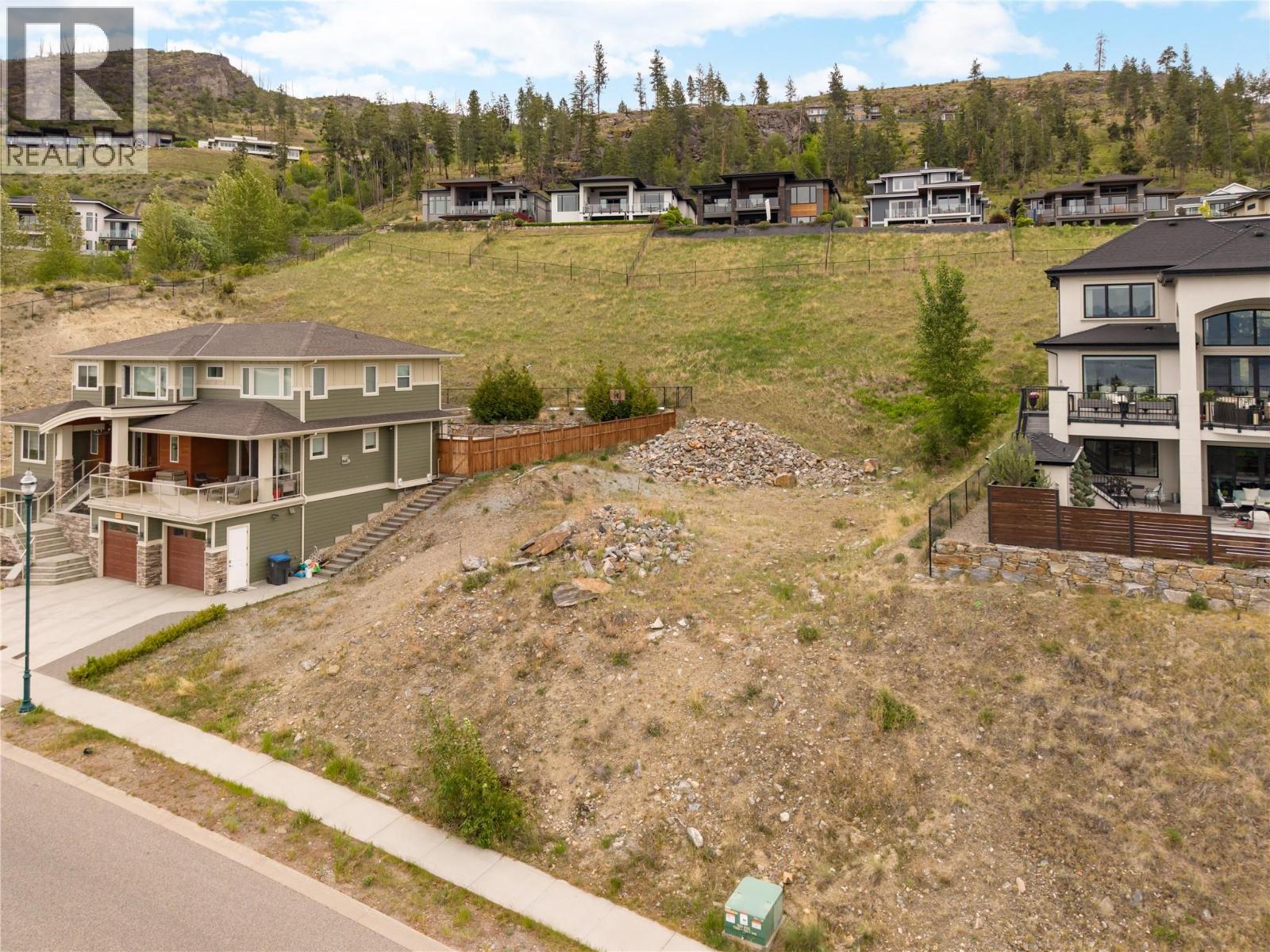 5677 Mountainside Drive