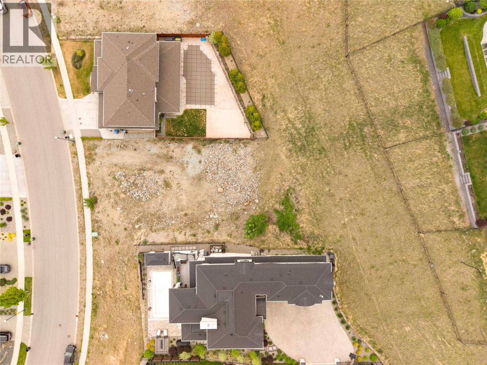 5677 Mountainside Drive