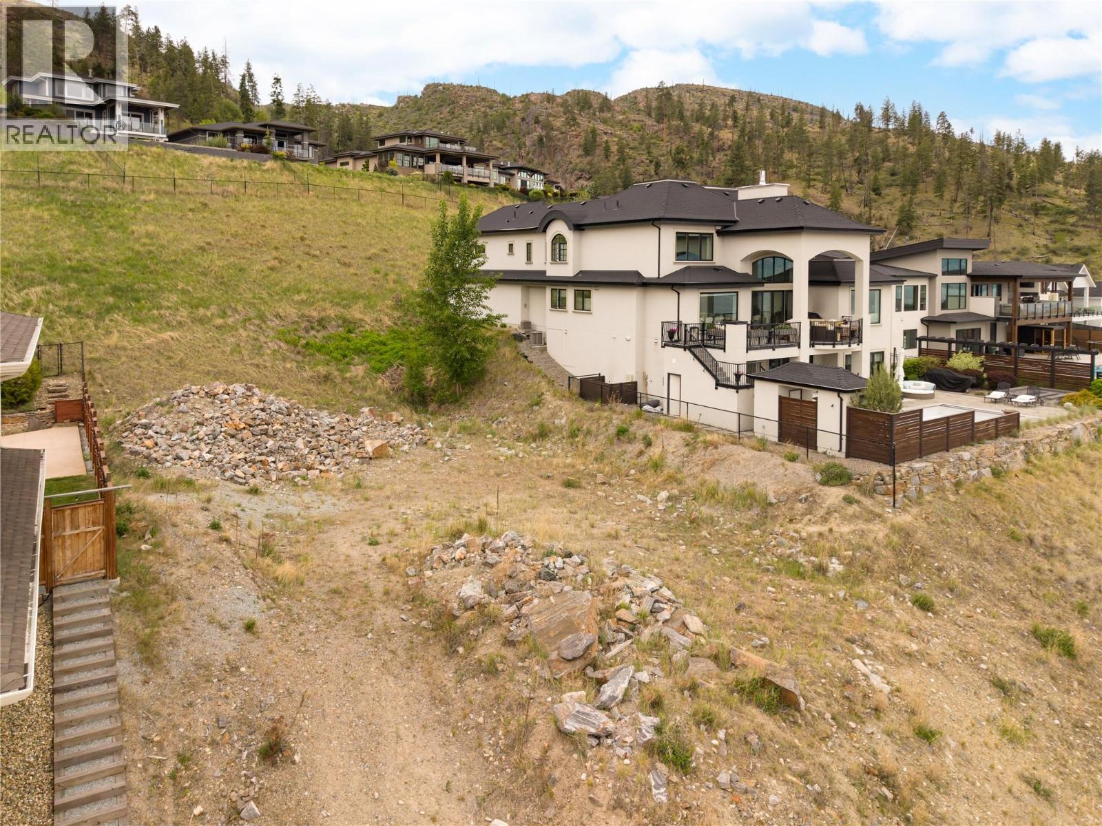 5677 Mountainside Drive